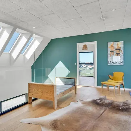 4 Bedroom Amazing In *