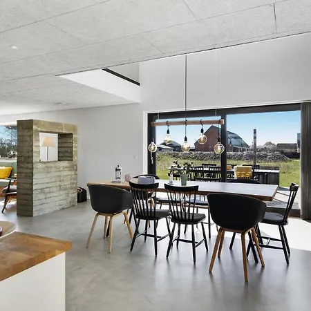 4 Bedroom Amazing In Løkken