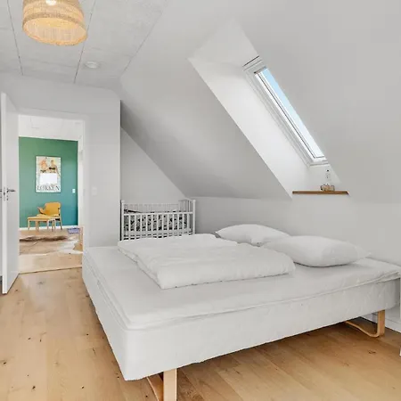 4 Bedroom Amazing In *