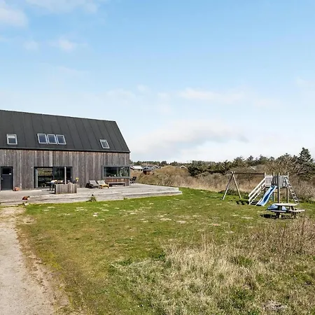 Hébergement de vacances 4 Bedroom Amazing In Løkken
